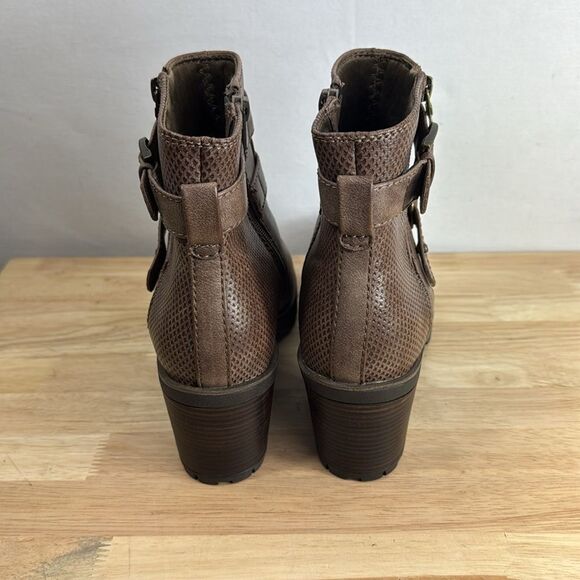 Baretraps Towanda Lug Sole Booties- Mushroom- Size 9 M- NEW - Picture 3 of 8